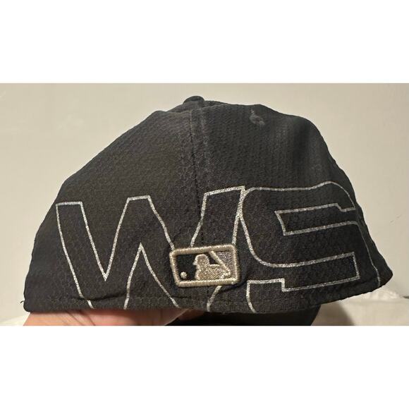 Official New Era 2018 Boston Red Sox World Series Champs On-Field Hat Black MLB - Picture 5 of 8